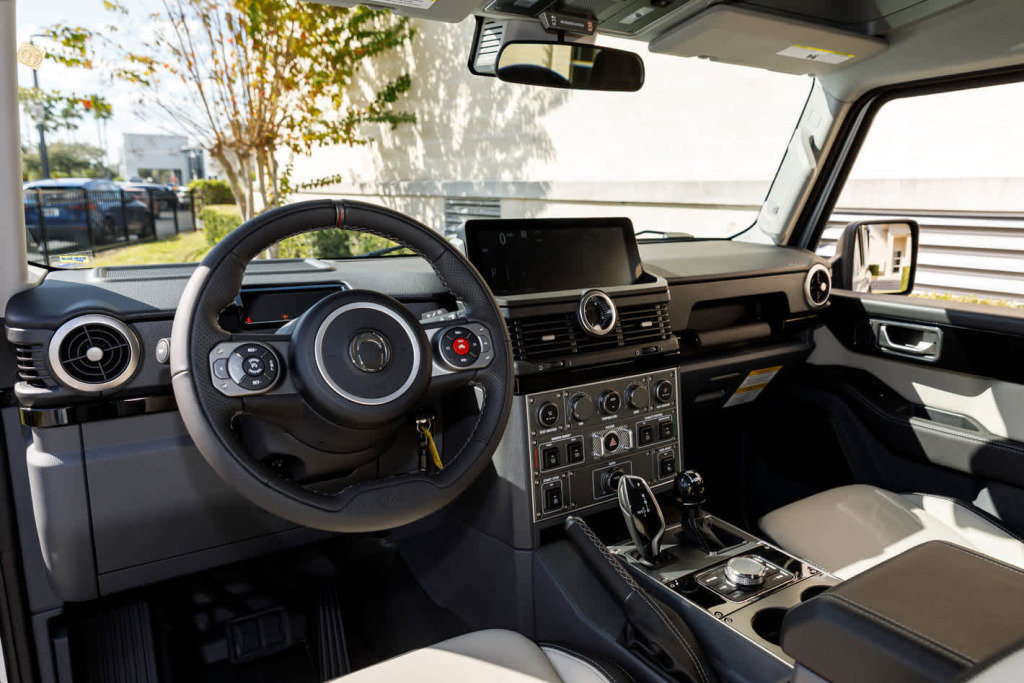 New 2025 INEOS Grenadier Fieldmaster Edition image 3