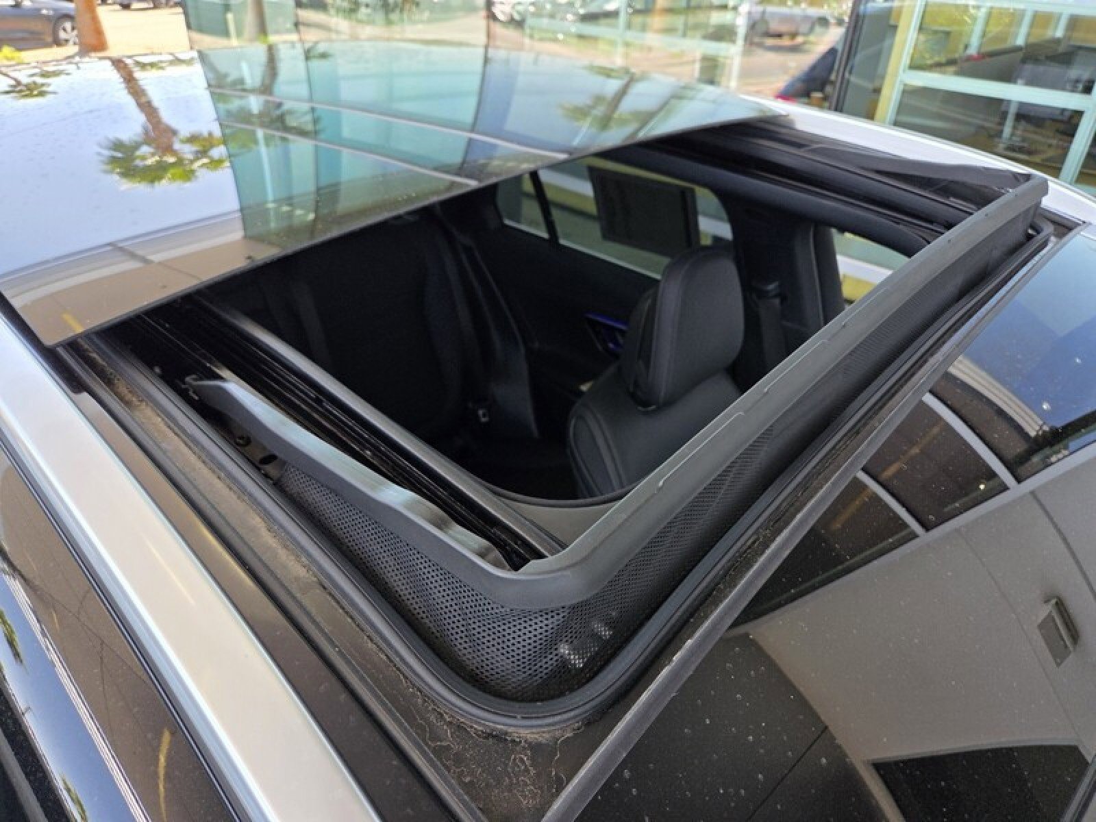 Certified 2024 Mercedes-Benz GLC 300 4MATIC w/ AMG Line image 21