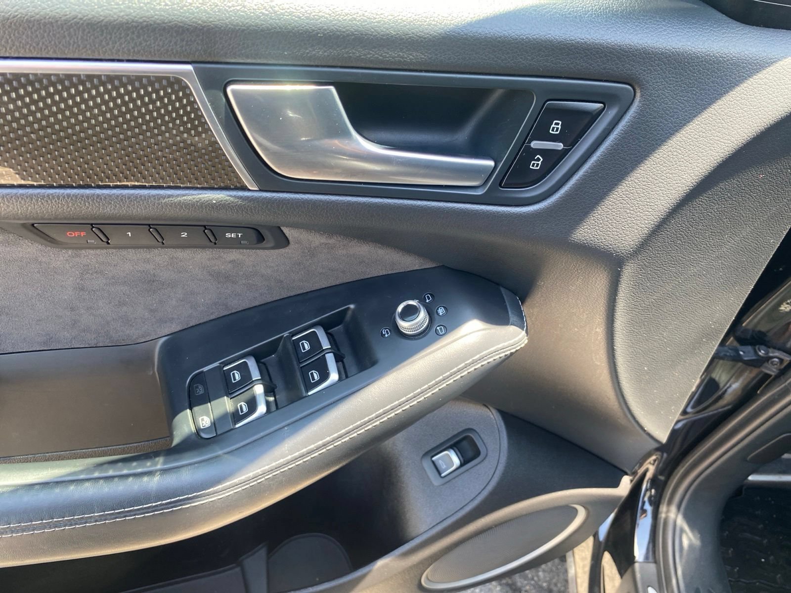 Used 2016 Audi SQ5 Premium Plus w/ Technology Package AWD/4WD image 10