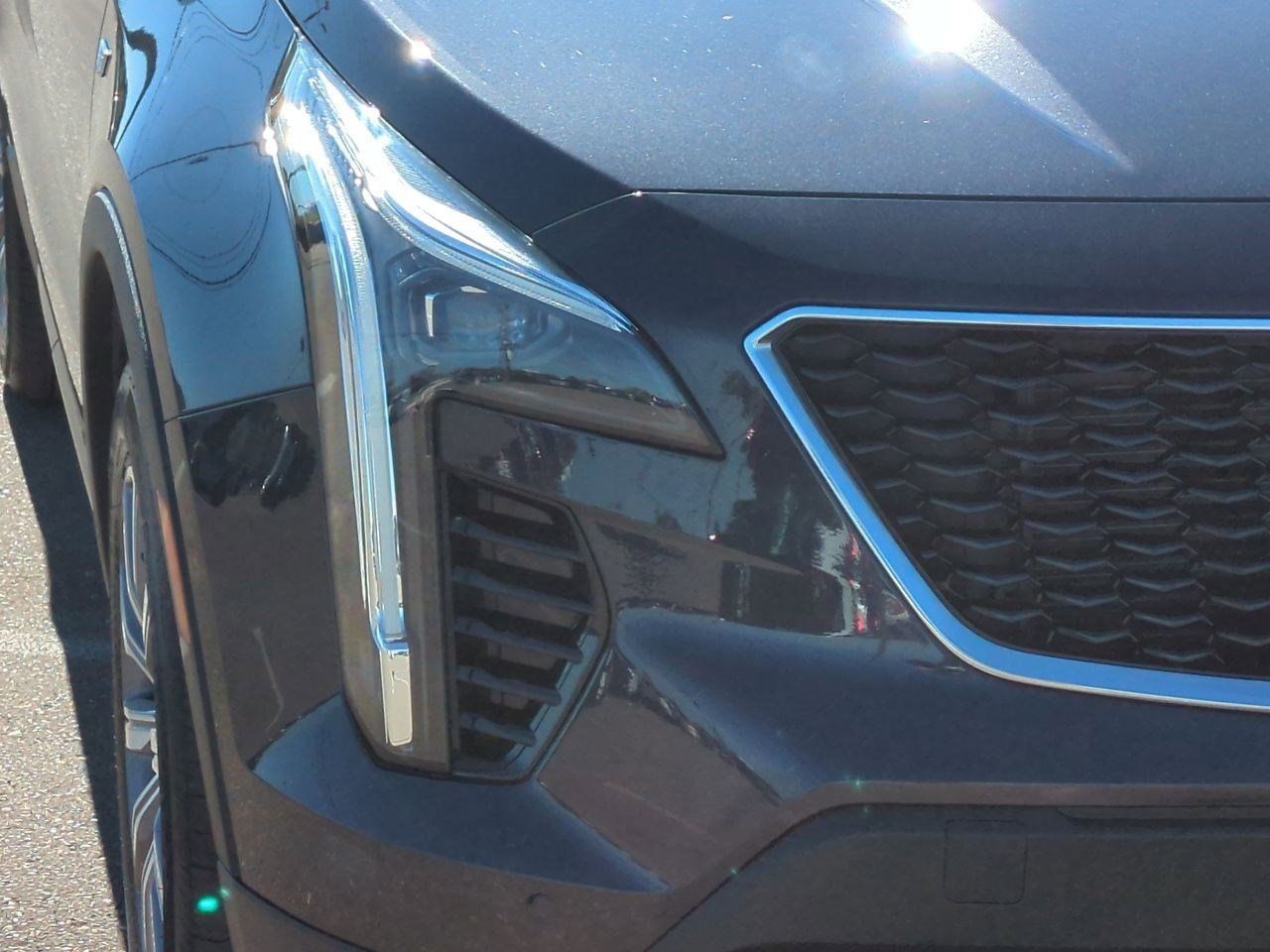 Certified 2023 Cadillac XT4 Sport w/ Cold Weather Package image 9