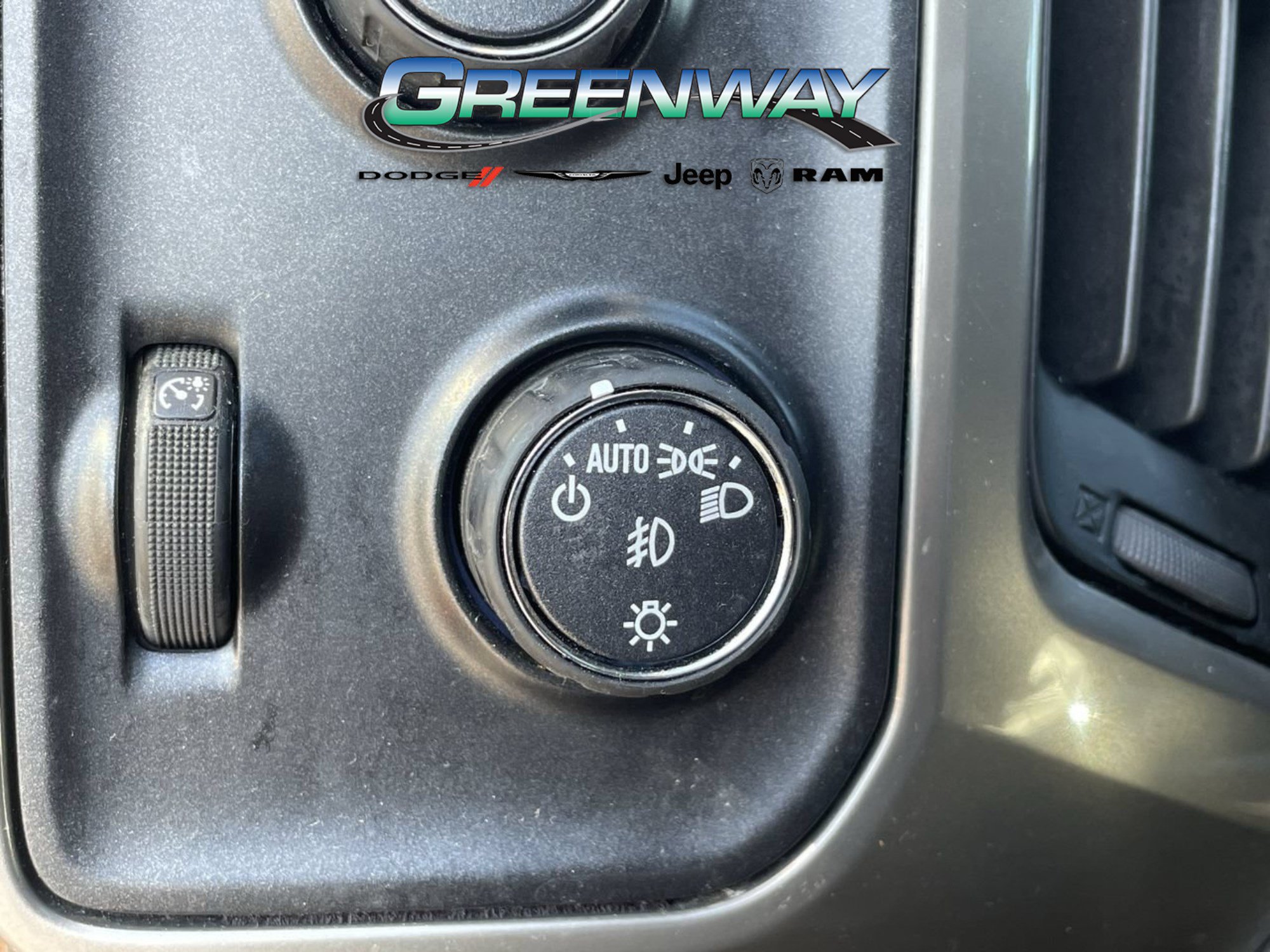 Used 2019 Chevrolet Silverado 2500 High Country w/ Duramax Plus Package AWD/4WD image 28