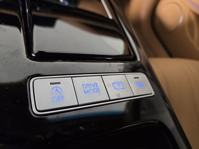 Used 2025 Genesis G80 2.5T image 25