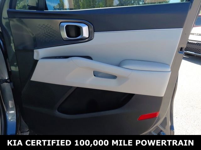 Certified 2023 Kia Sorento S image 26