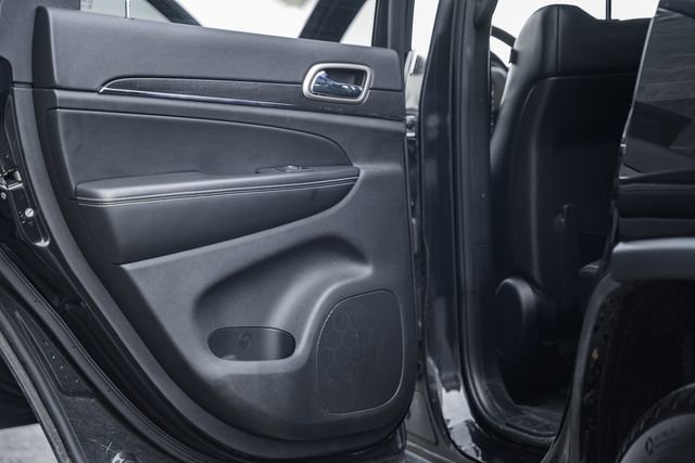 Used 2016 Jeep Grand Cherokee Limited image 37