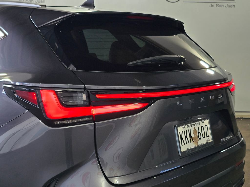 Used 2025 Lexus NX 250 FWD image 9