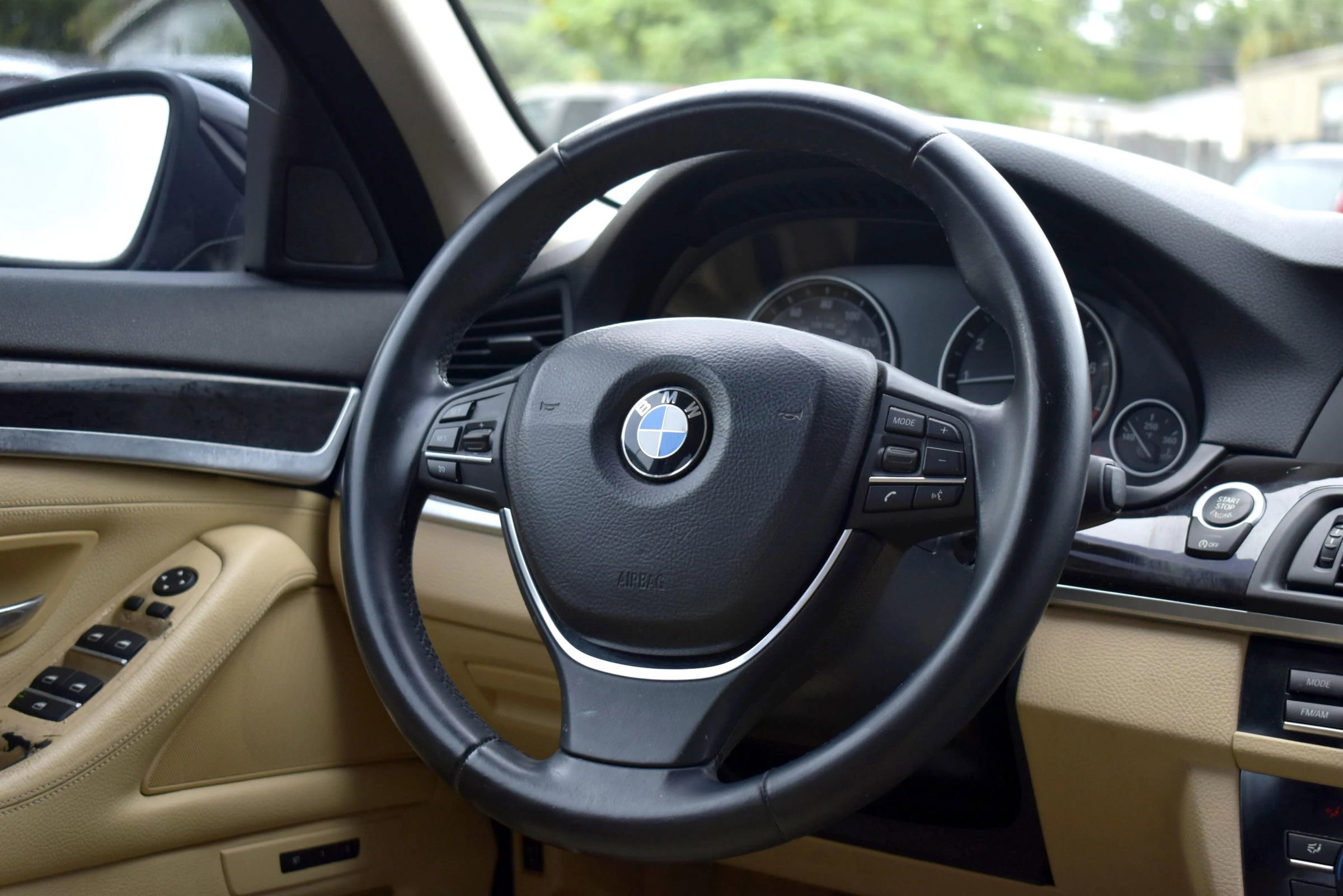 Used 2015 BMW 528i Sedan image 13