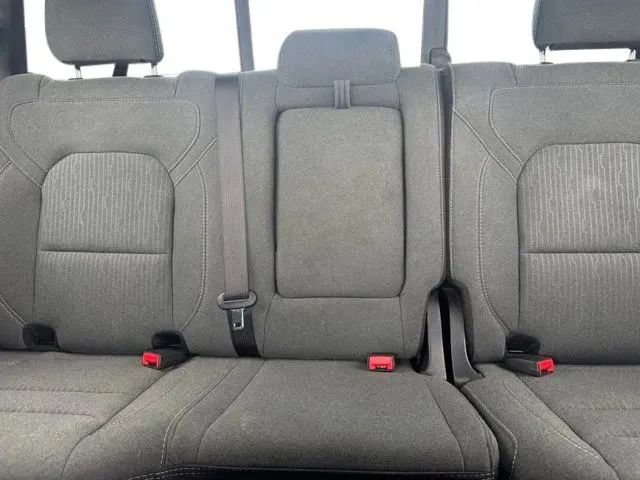 Used 2021 RAM 1500 Big Horn AWD/4WD image 18