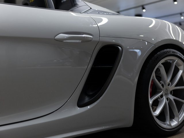 Certified 2022 Porsche 718 Boxster Spyder image 17