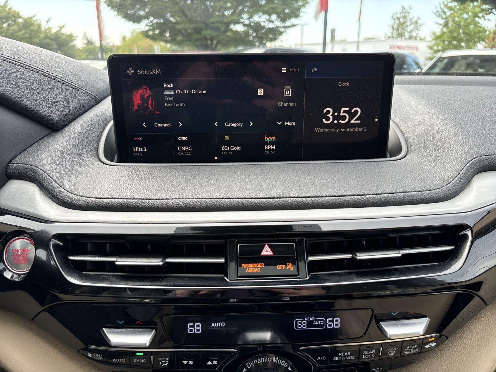 Used 2023 Acura MDX SH-AWD image 18