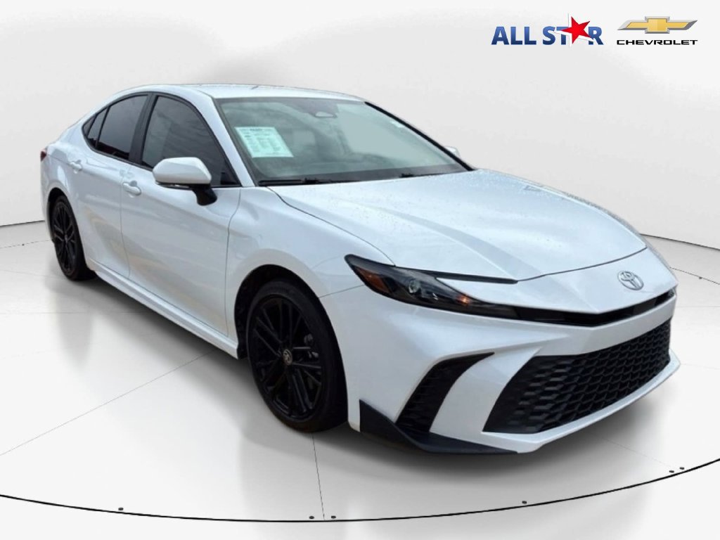 Used 2025 Toyota Camry SE w/ Convenience Package