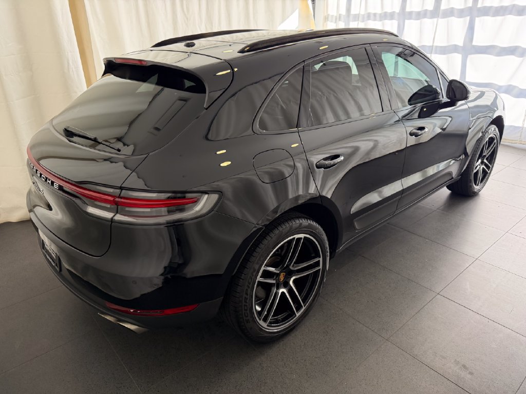 Certified 2021 Porsche Macan S AWD/4WD image 9