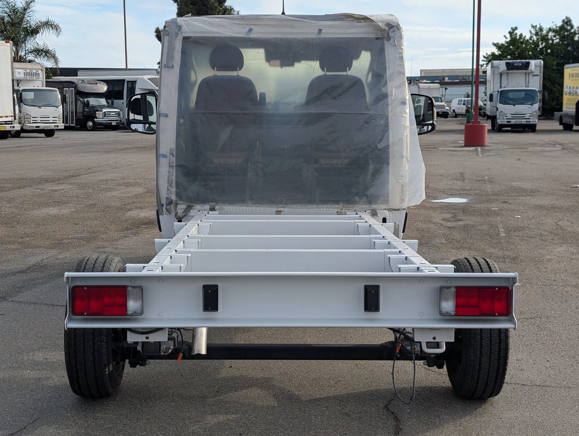 Used 2023 RAM ProMaster 3500 w/ Premium Appearance Group FWD image 2