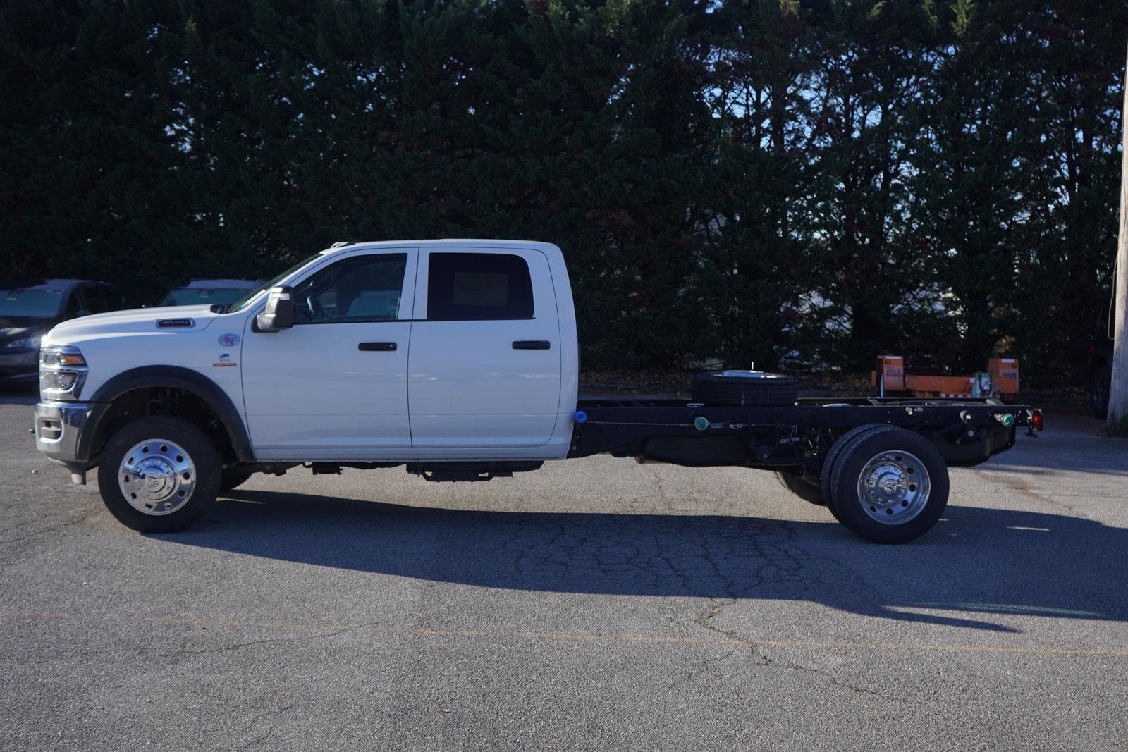New 2026 RAM 4500 Tradesman w/ Chrome Appearance Group image 7