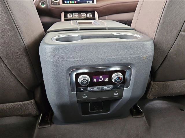 Certified 2021 GMC Yukon Denali w/ Denali Premium Package RWD image 18