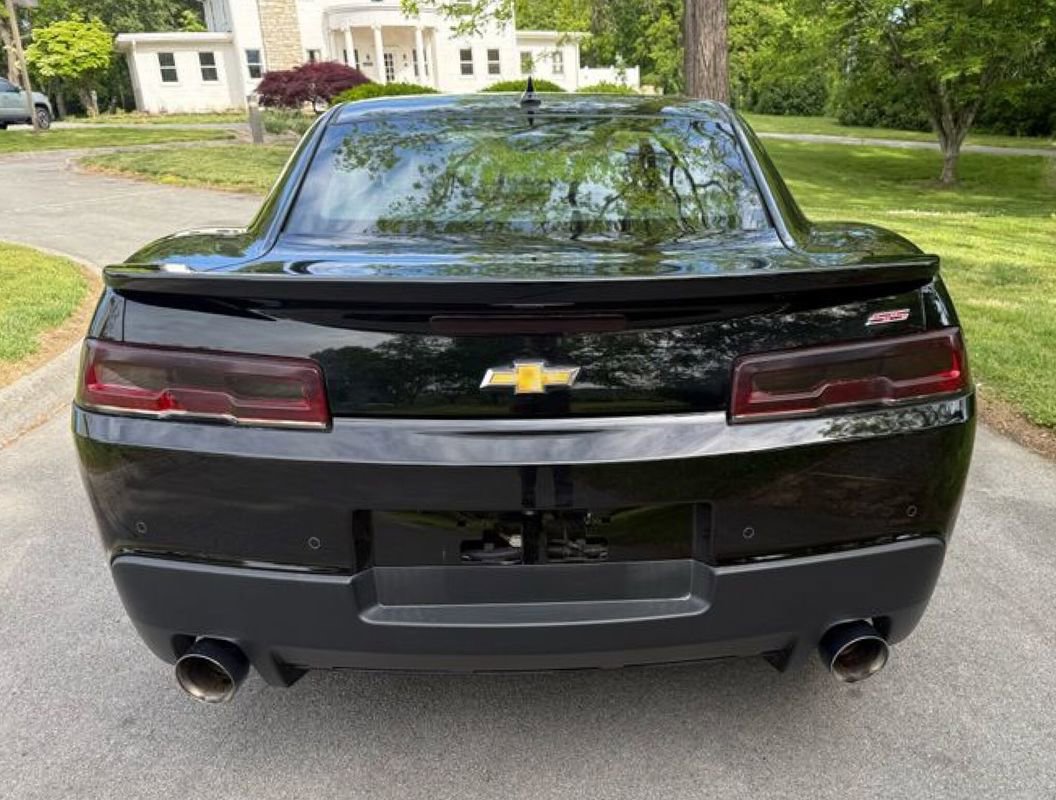 Used 2014 Chevrolet Camaro SS w/ RS Package RWD image 8