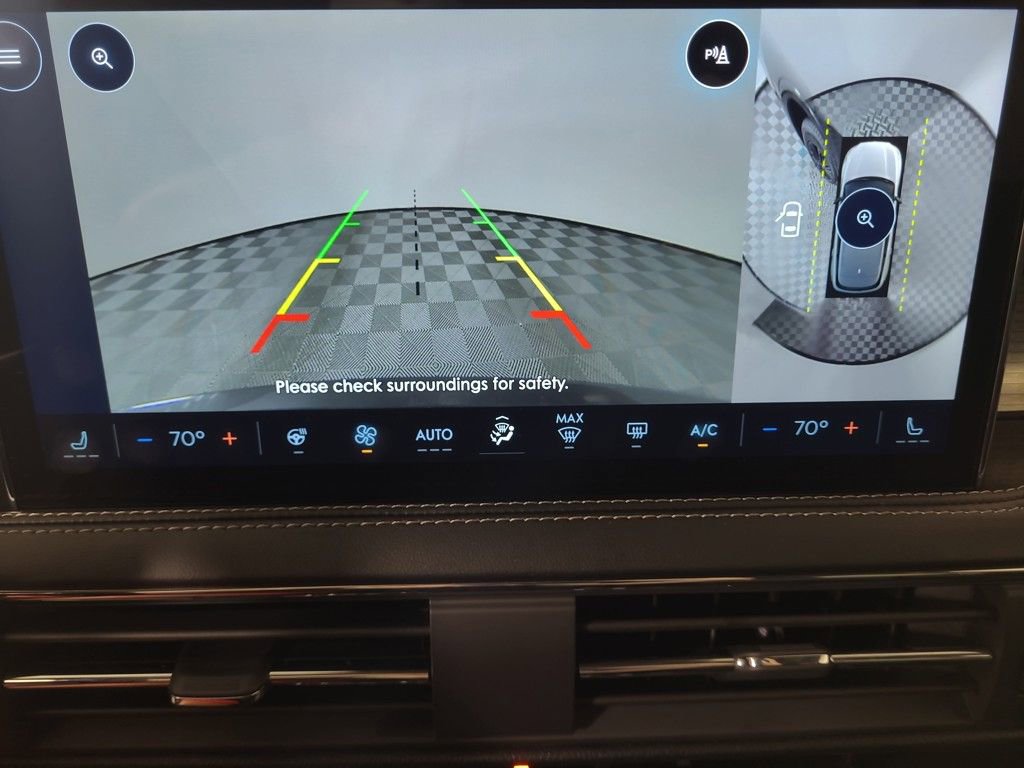 Used 2025 Lincoln Corsair AWD w/ Equipment Group 101A image 12