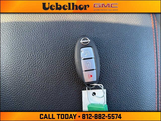 Used 2024 Nissan Titan PRO-4X image 31