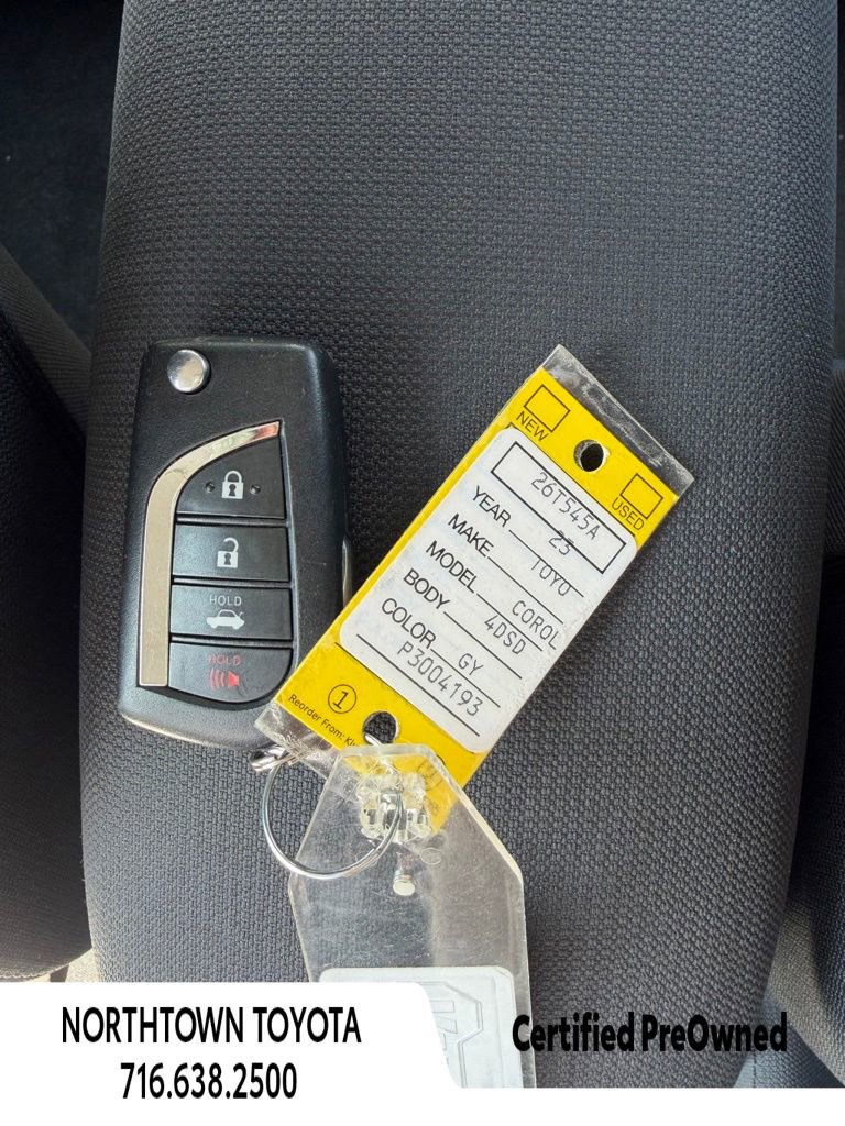 Used 2023 Toyota Corolla LE image 30