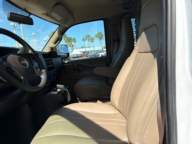 New 2024 Chevrolet Express 2500 Work Van 3D Cargo Van w/ Driver Convenience Package image 17