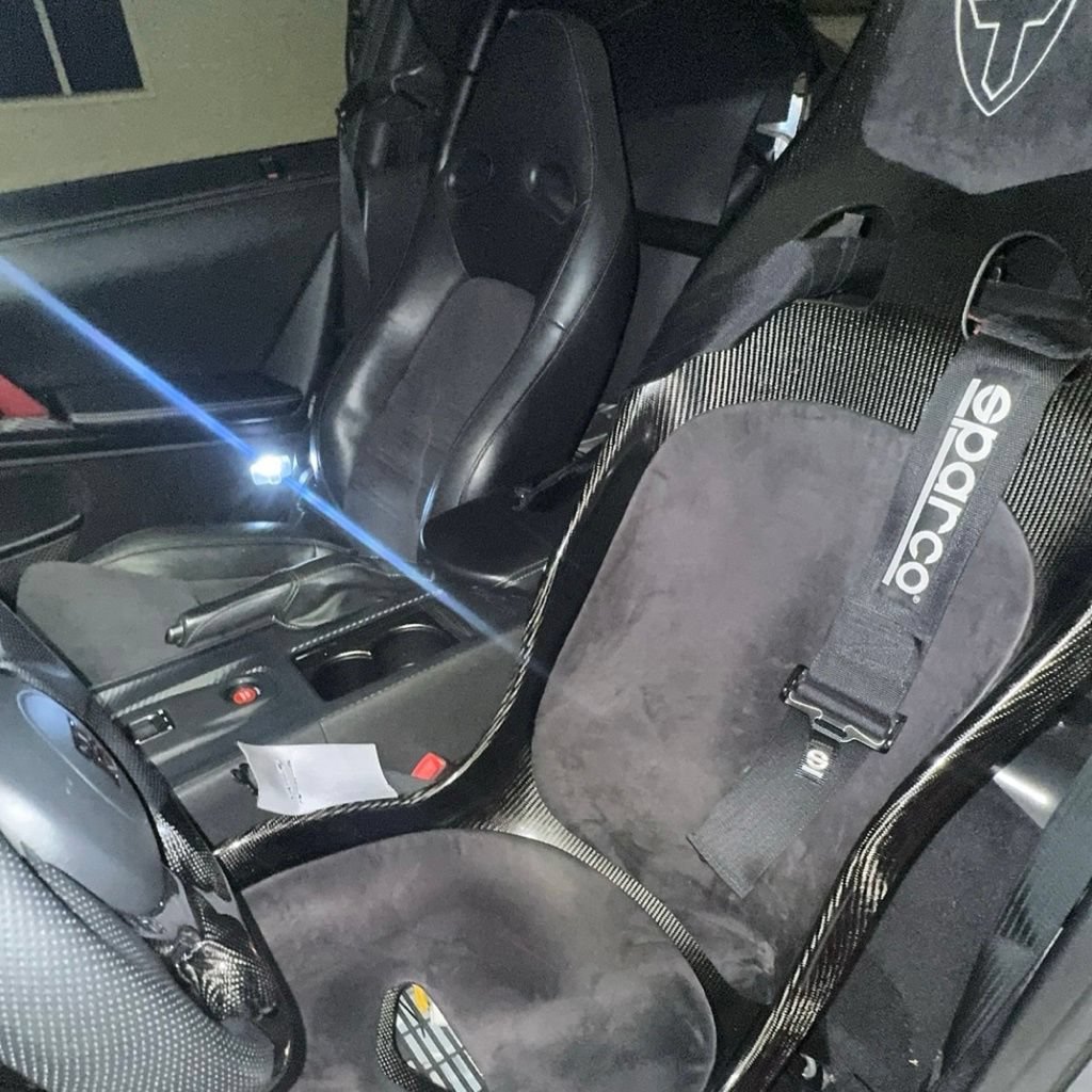 Used 2014 Nissan GT-R Black Edition AWD/4WD image 13