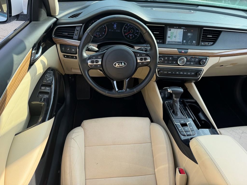 Used 2019 Kia Cadenza Technology FWD image 13