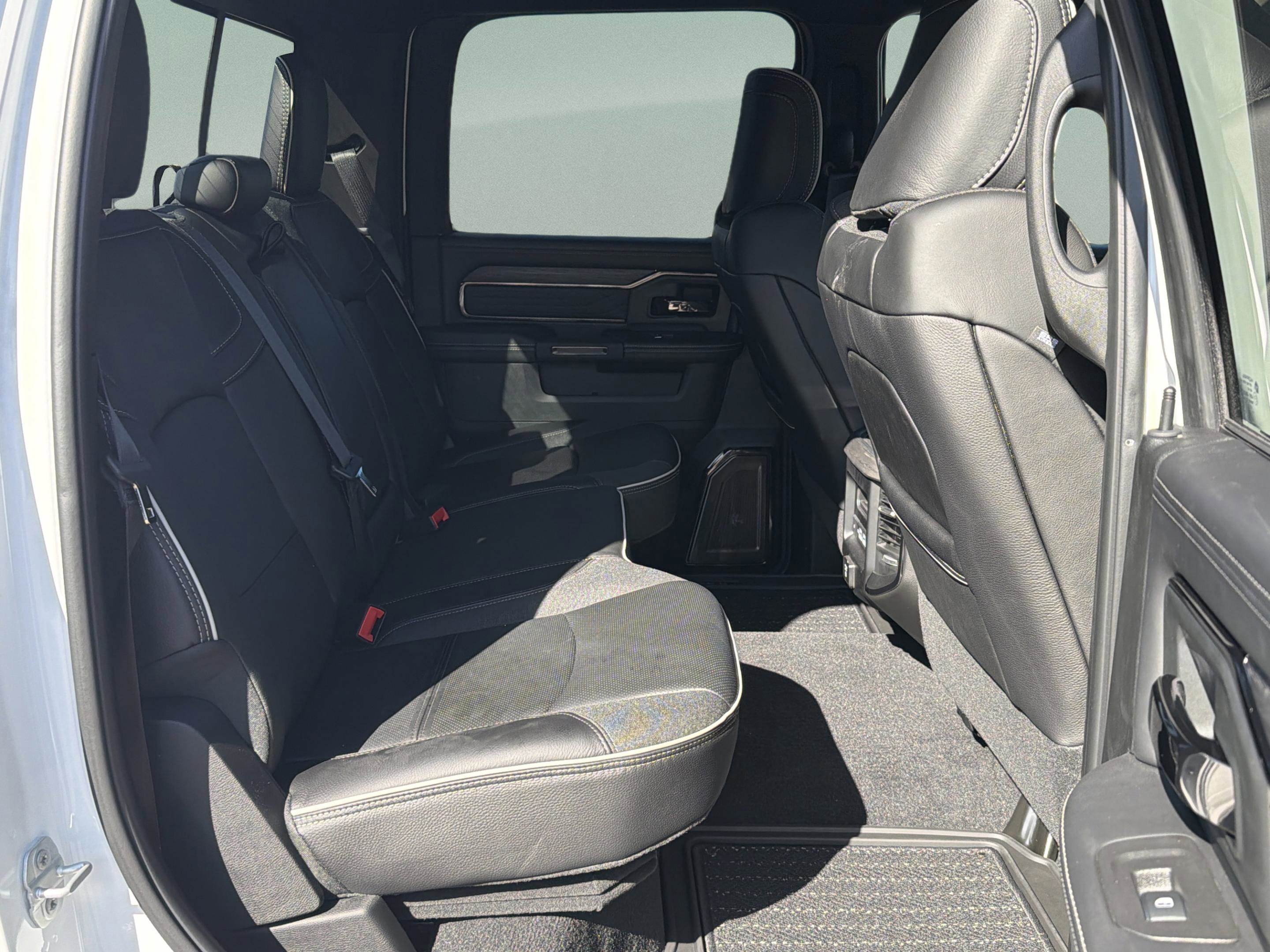 New 2026 RAM 3500 Limited image 27