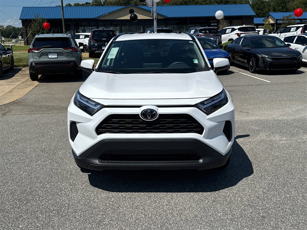 Used 2022 Toyota RAV4 XLE image 8