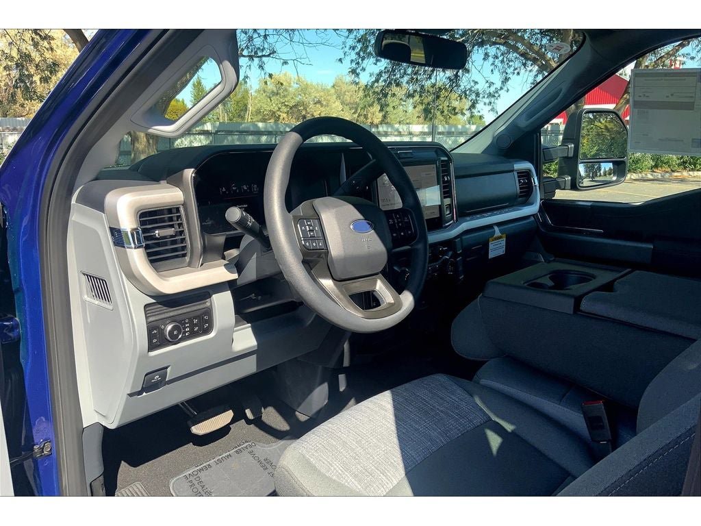 New 2026 Ford F350 XLT w/ XLT Premium Package AWD/4WD image 5