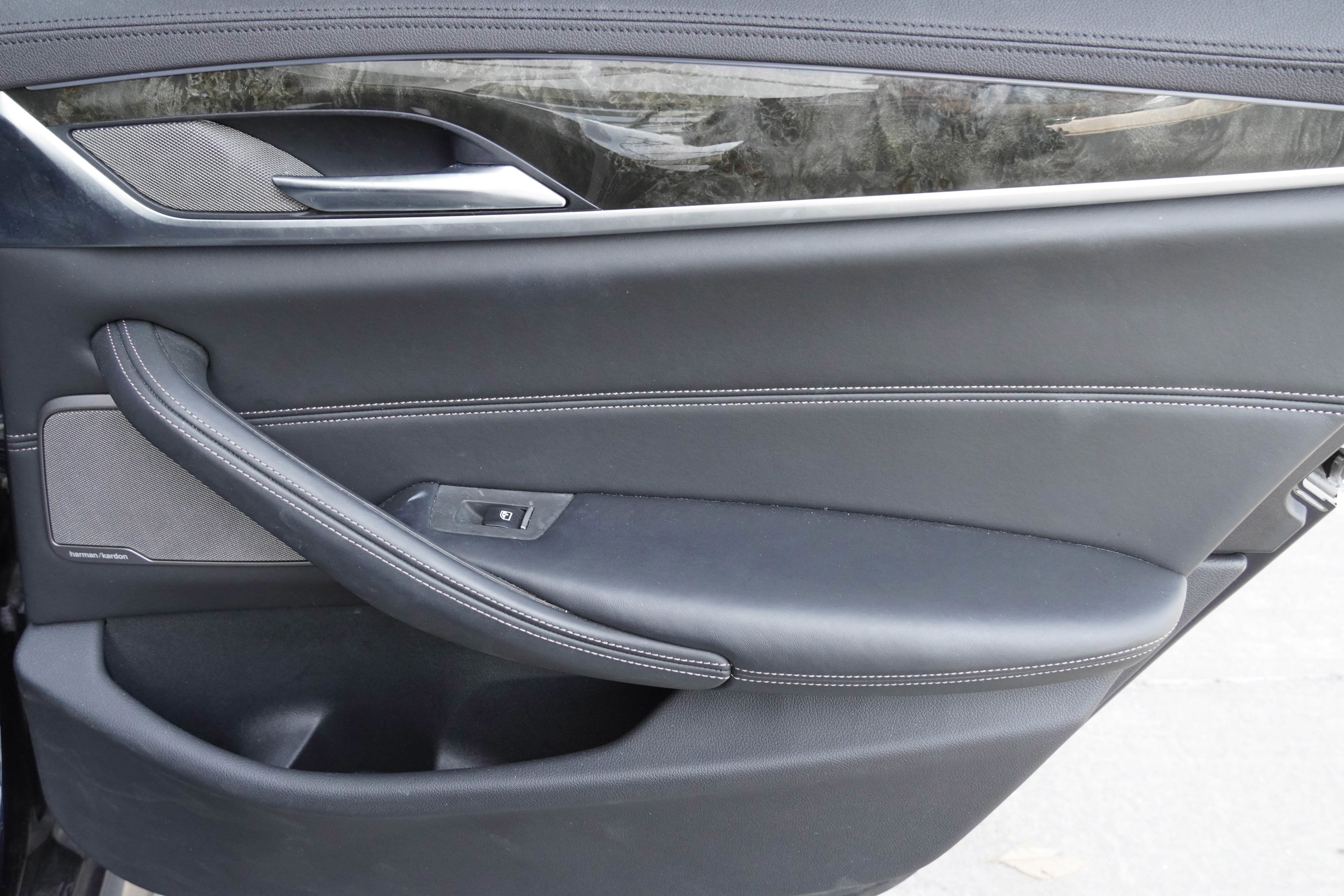 Used 2020 BMW M550i xDrive AWD/4WD image 34