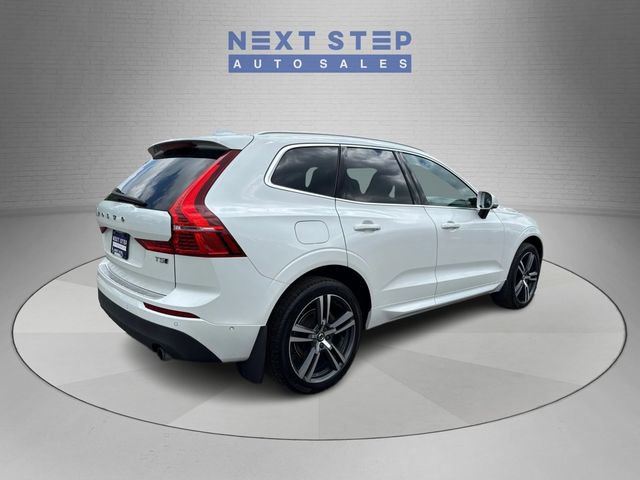 Used 2019 Volvo XC60 T5 Momentum w/ Multimedia Package AWD/4WD image 8