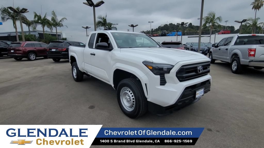 Used 2025 Toyota Tacoma SR RWD image 3