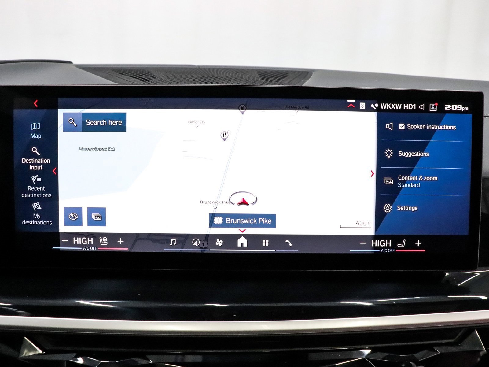 Used 2024 BMW X6 M Competition w/ Executive Package image 40