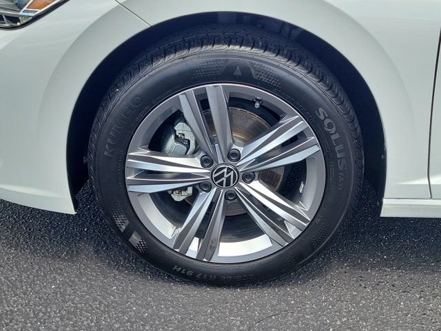 Certified 2023 Volkswagen Jetta SE FWD image 27