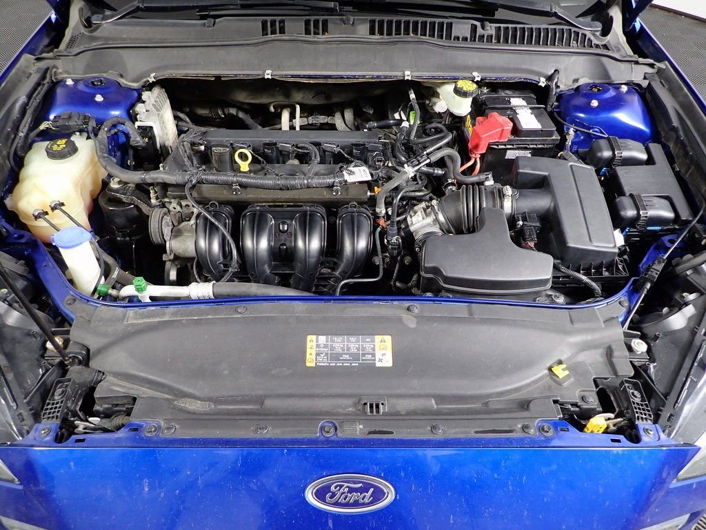 Used 2018 Ford Fusion SE image 5