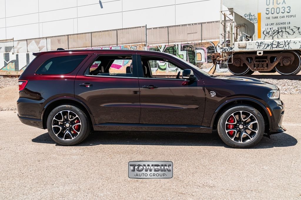New 2026 Dodge Durango SRT Hellcat w/ 3rd Row Seating Group AWD/4WD image 26