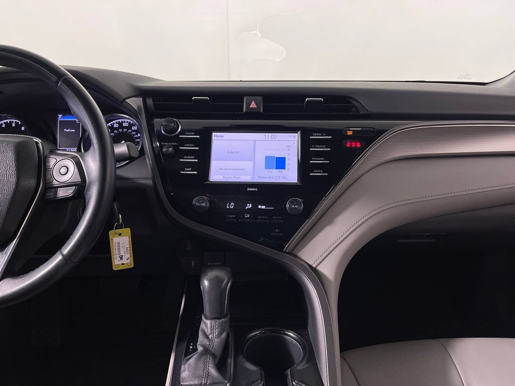 Certified 2020 Toyota Camry SE FWD image 15