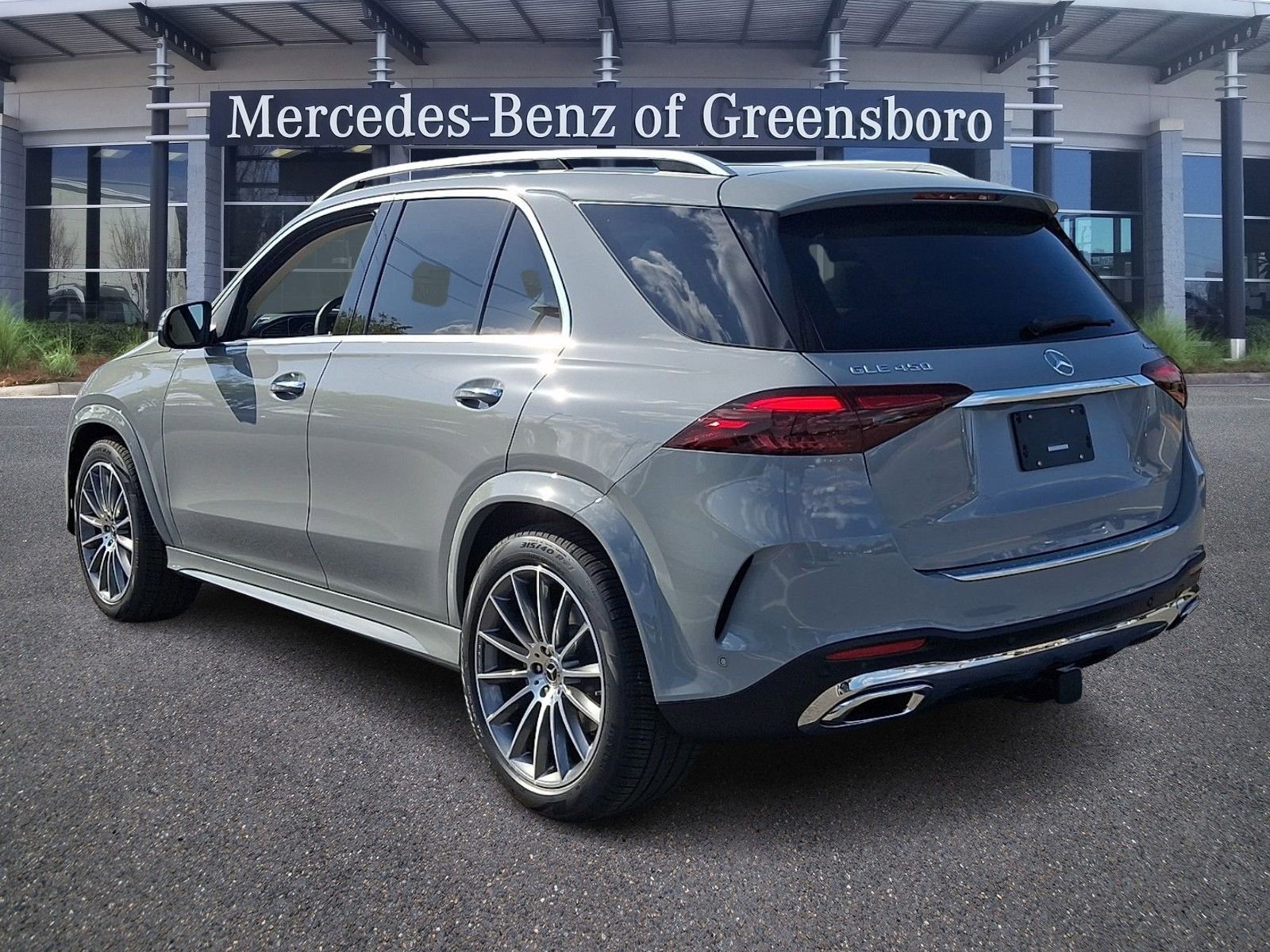 New 2026 Mercedes-Benz GLE 450 4MATIC image 4