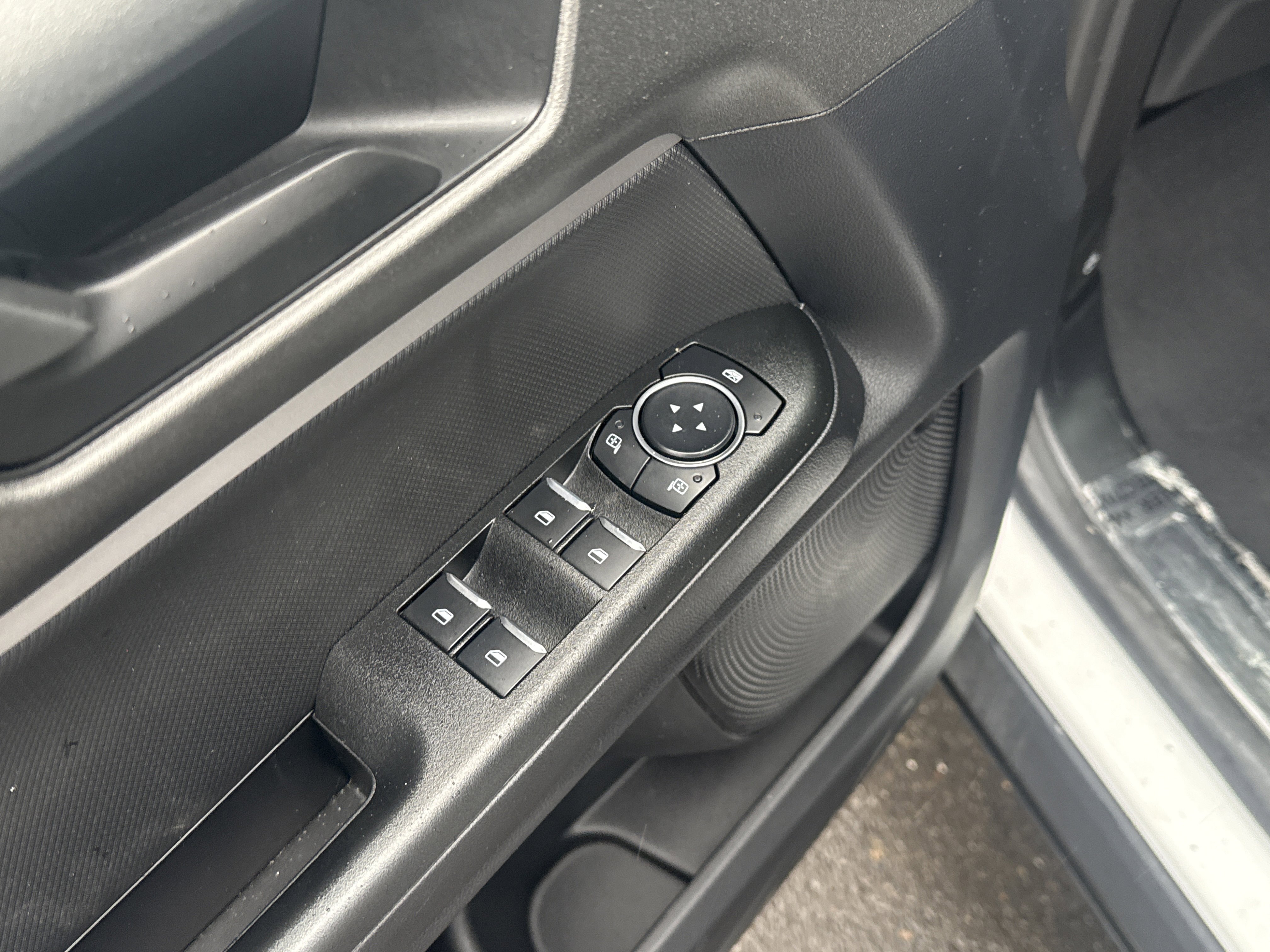 Used 2025 Ford Bronco Sport Badlands image 17