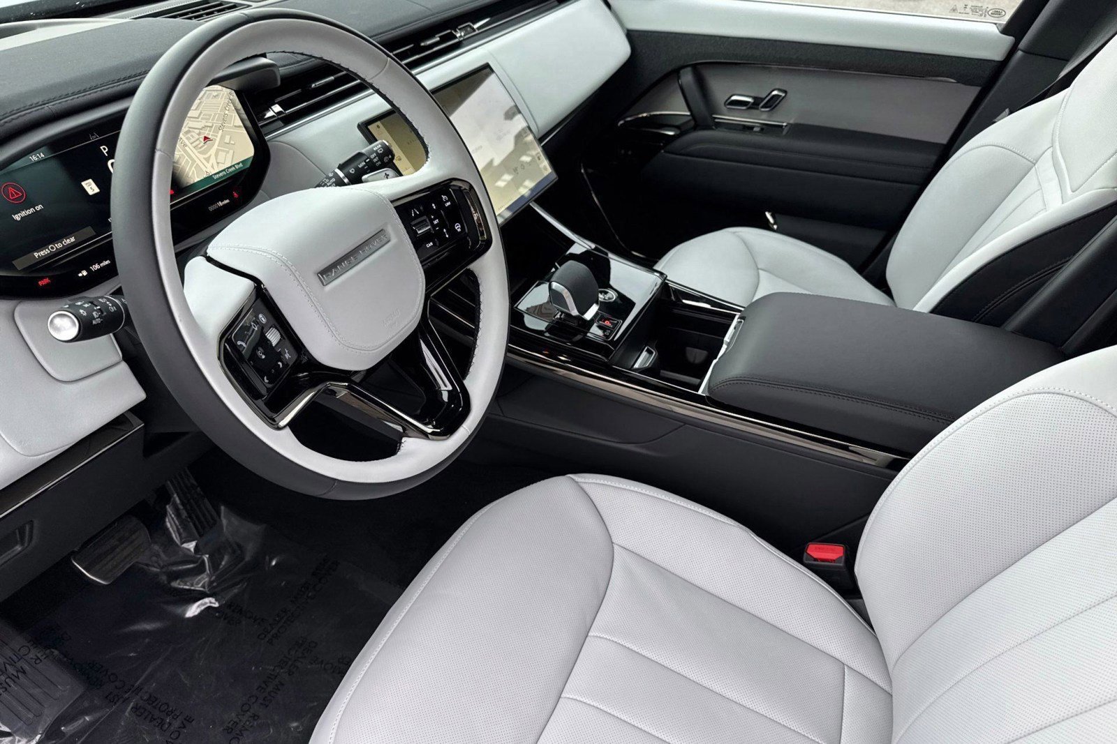 New 2026 Land Rover Range Rover Sport Dynamic SE AWD/4WD image 4