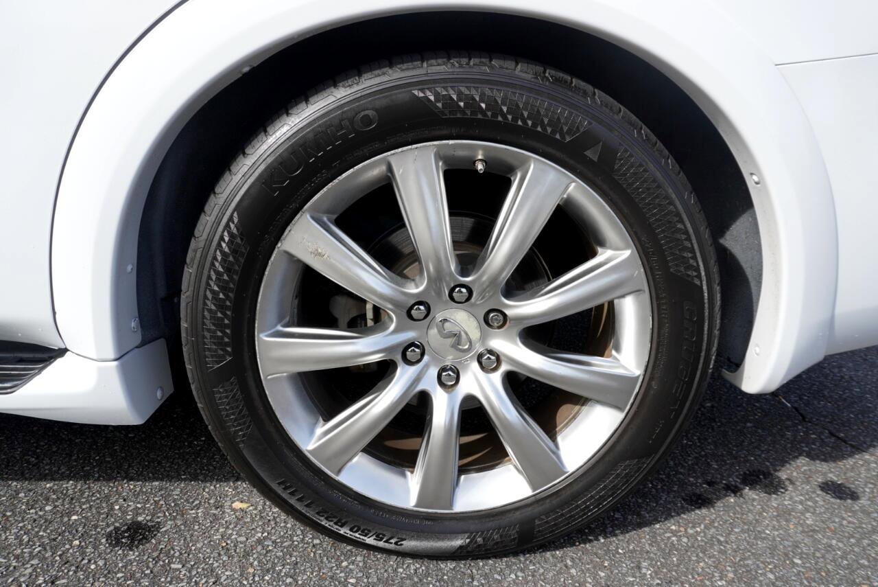 Used 2011 INFINITI QX56 2WD w/ Deluxe Touring Pkg image 38
