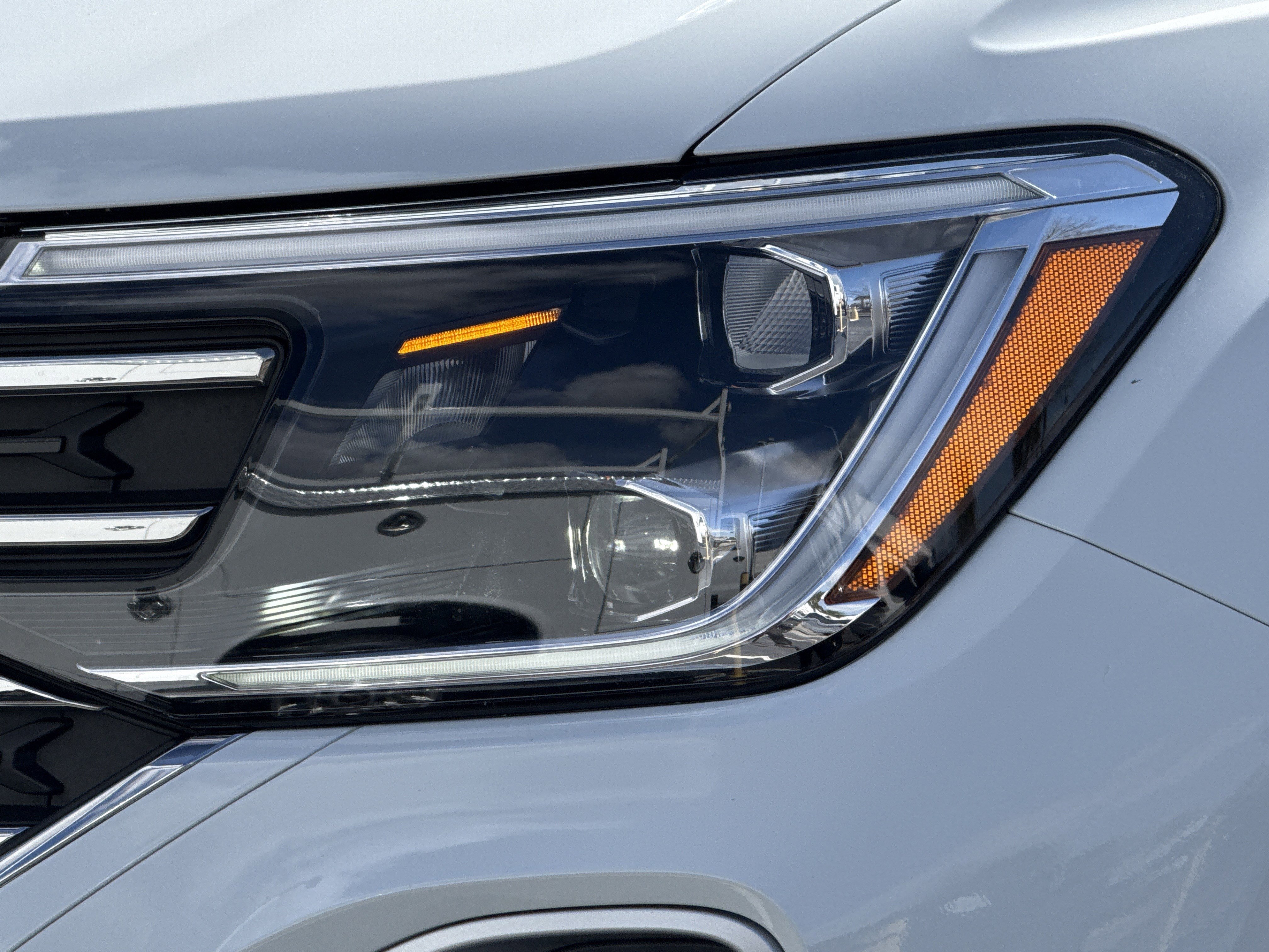 Used 2025 Volkswagen Atlas SE image 6