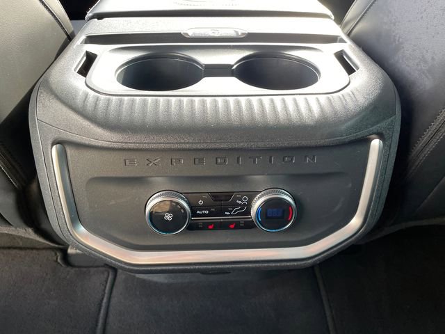 Certified 2025 Ford Expedition Max Platinum image 22