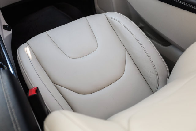 Used 2020 Ford Edge Titanium AWD/4WD image 47