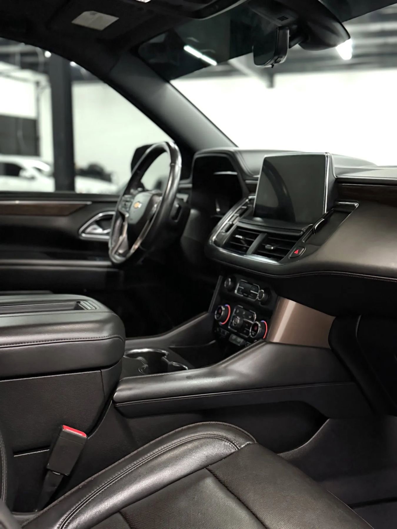 Used 2022 Chevrolet Tahoe High Country AWD/4WD image 18
