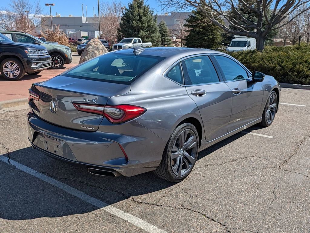 Used 2023 Acura TLX Advance image 3