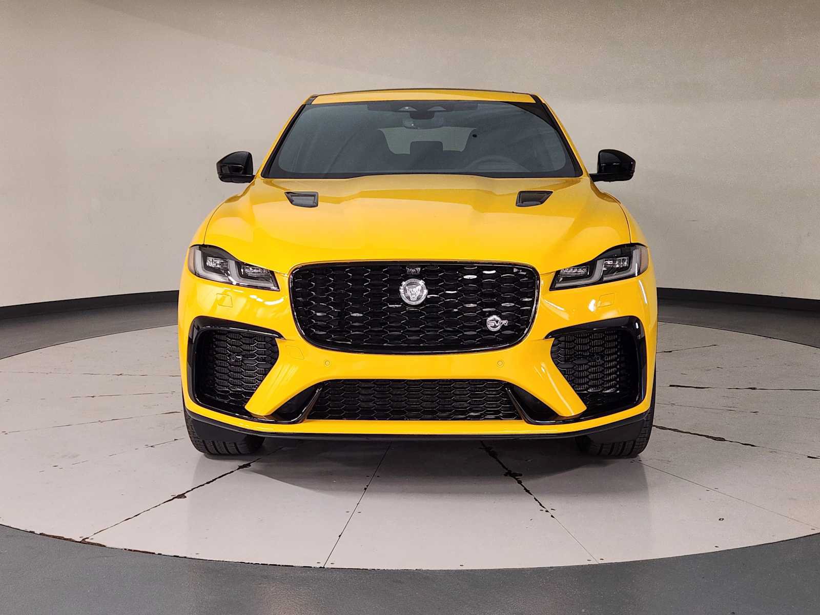 New 2026 Jaguar F-PACE SVR 575 Edition AWD/4WD image 17