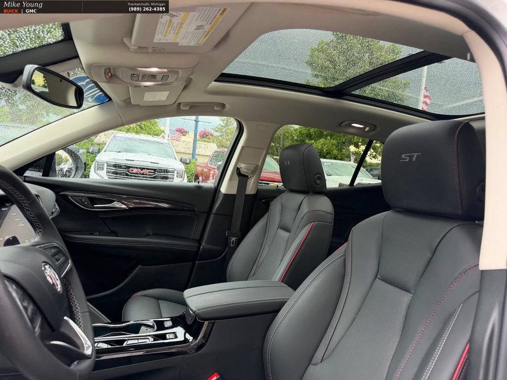Certified 2023 Buick Envision Essence AWD/4WD image 16