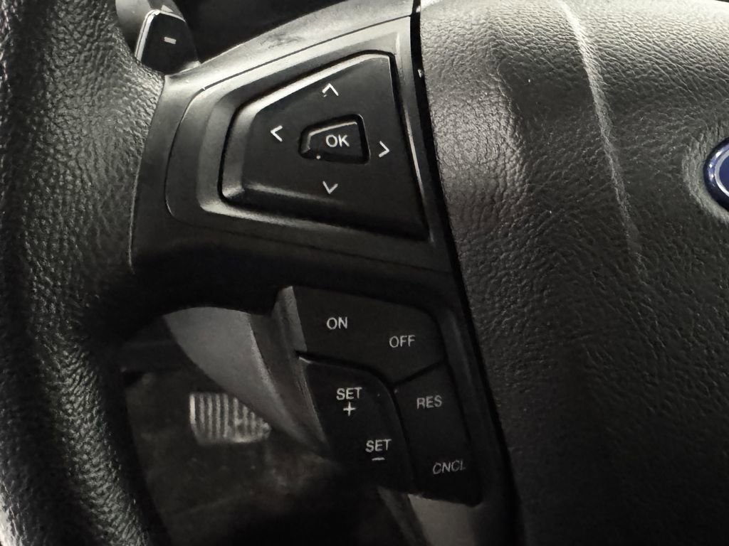 Used 2020 Ford Edge SE AWD/4WD image 5