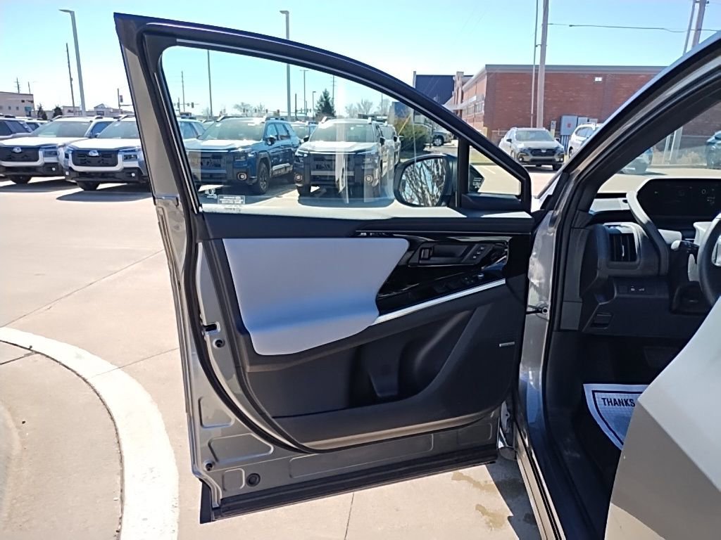 Used 2023 Subaru Solterra Touring image 17