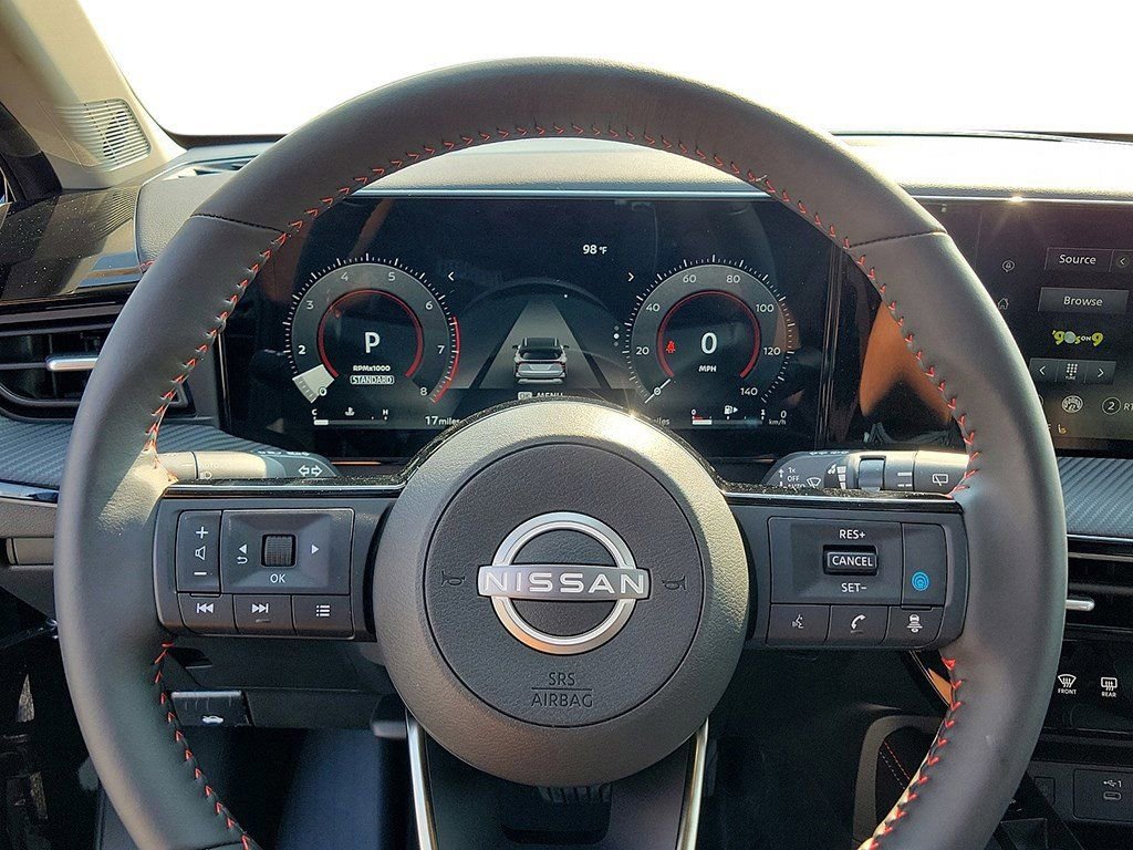 New 2025 Nissan Kicks SR w/ SR Premium Package image 10